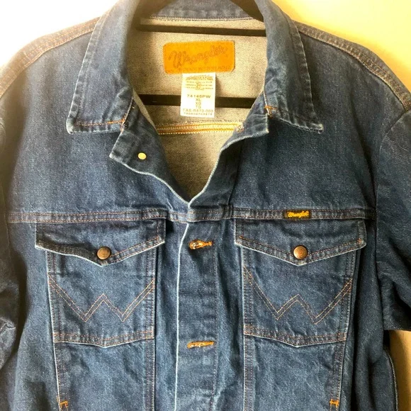 Wrangler Blue denim jacket, size XL - Picture 2 of 2